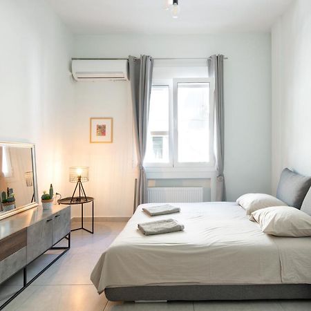 Newly Renovated Cozy Studio Downtown Athens Ngoại thất bức ảnh