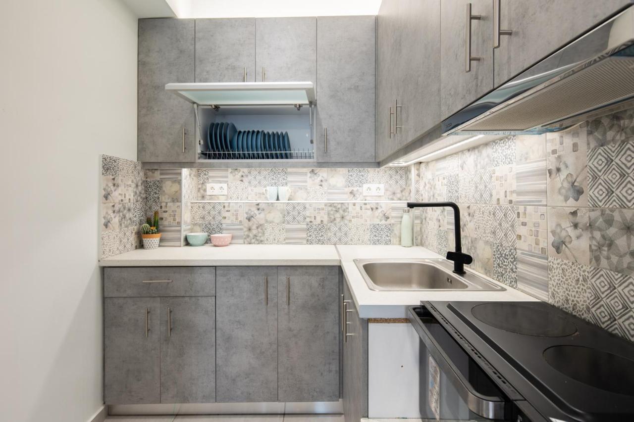 Newly Renovated Cozy Studio Downtown Athens Ngoại thất bức ảnh